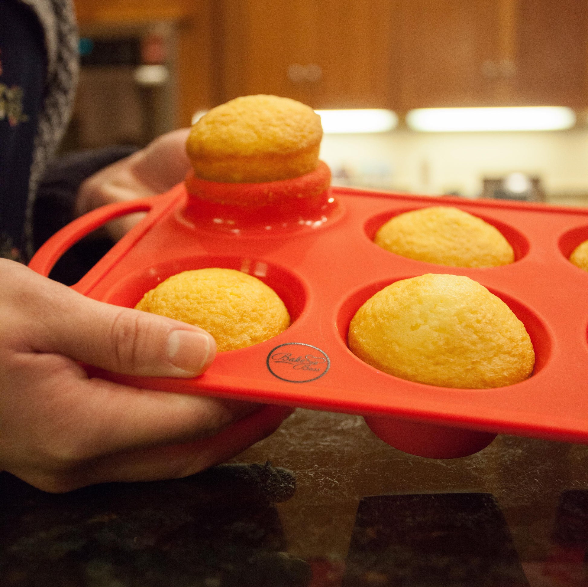 BAKE BOSS Silicone Muffin Pan with Handles, 6 Cup Regular Size Cupcake Pan,  Perfect Silicone Muffin cups for Baking Keto Paleo Vegan Muffin Recipes